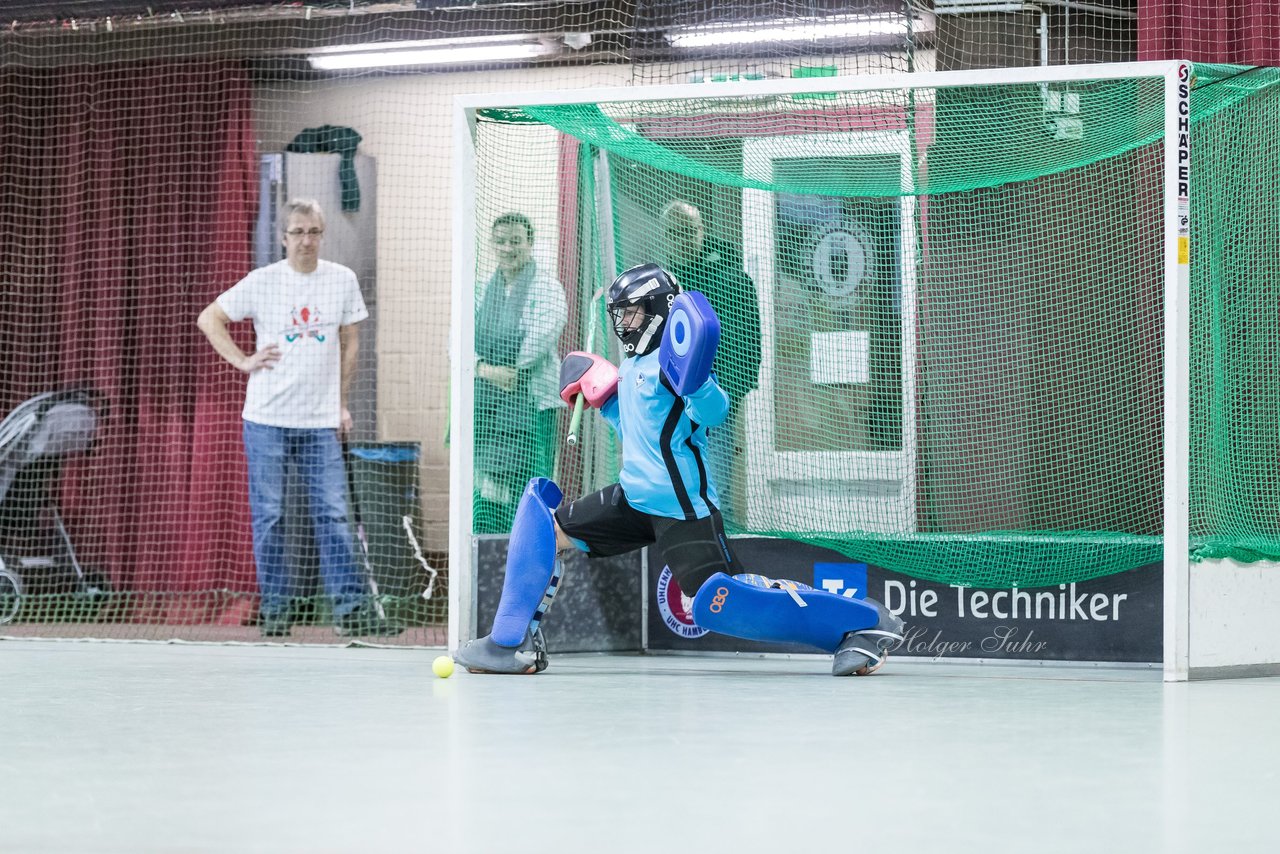 Bild 332 - B-Juniorinnen UHC